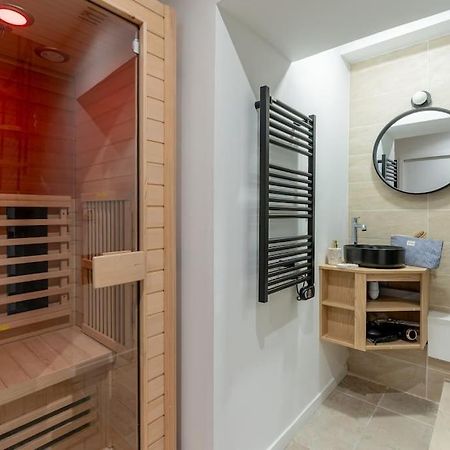 Appartement Magnifique Et Relaxant Avec Sauna Paris Luaran gambar