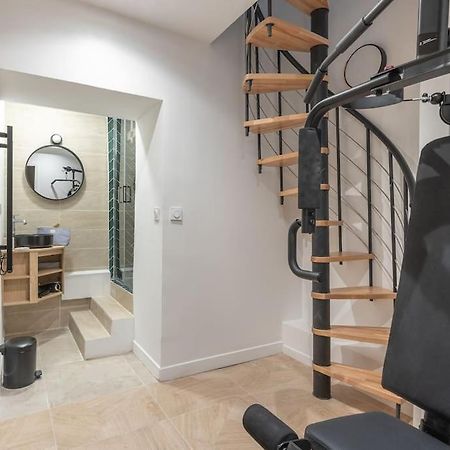 Appartement Magnifique Et Relaxant Avec Sauna Paris Luaran gambar