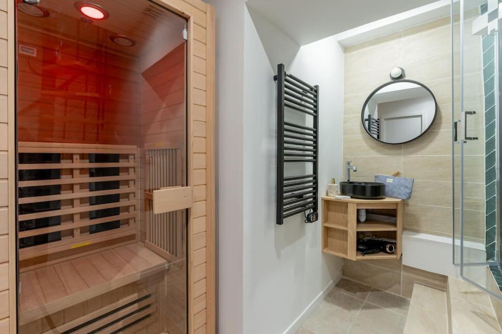 Appartement Magnifique Et Relaxant Avec Sauna Paris Luaran gambar