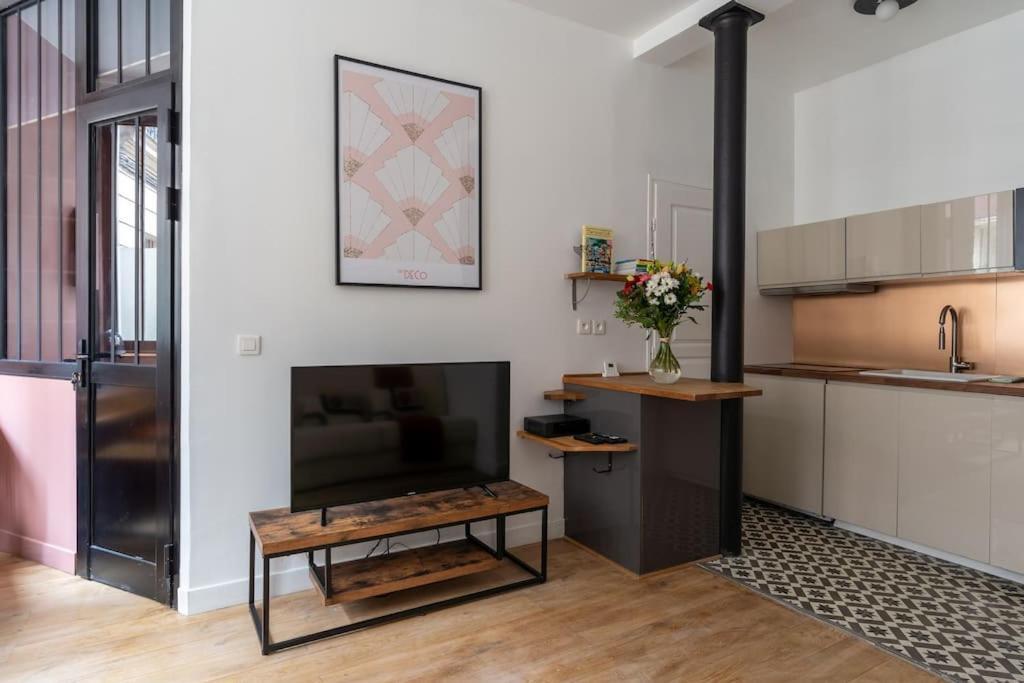 Appartement Magnifique Et Relaxant Avec Sauna Paris Luaran gambar