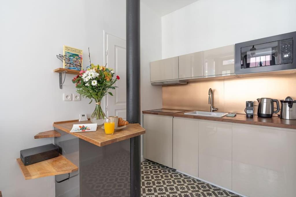Appartement Magnifique Et Relaxant Avec Sauna Paris Luaran gambar